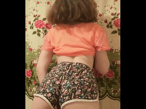 ❤️ Sexy mladá kočka svléká šortky před kamerou. ❤❌ Super sex u cs.pornodil.ru ☑